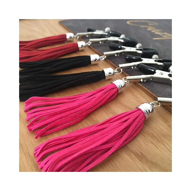 Зажимы на соски с замшевыми кисточками, цвет черный