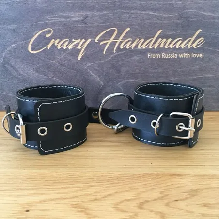 Классические оковы из натуральной кожи с контрастной строчкой