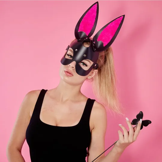 Маска Зайка черно-розовая